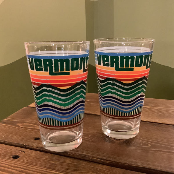 Vermont Retro Glass Pint